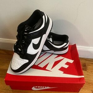 Nike Dunk Low Retro Sz 9.5 Mens White Black Panda Sneakers DD1391-100